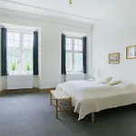 Manor With Soul Between Forest And On Funen 別荘 Ullerslev