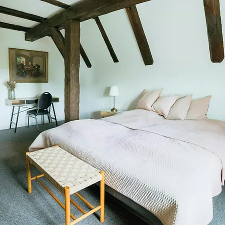Manor With Soul Between Forest And On Funen بيت للعطل *