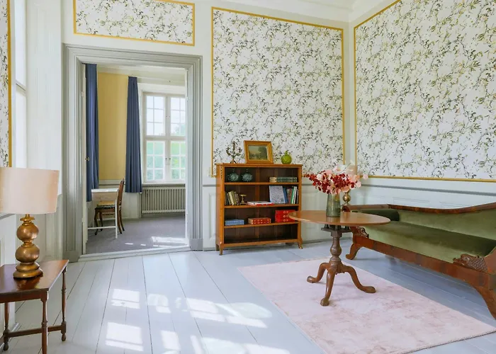 Hébergement de vacances Manor With Soul Between Forest And On Funen *