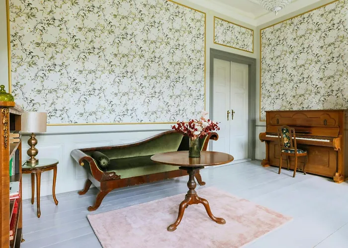 Hébergement de vacances Manor With Soul Between Forest And On Funen Ullerslev